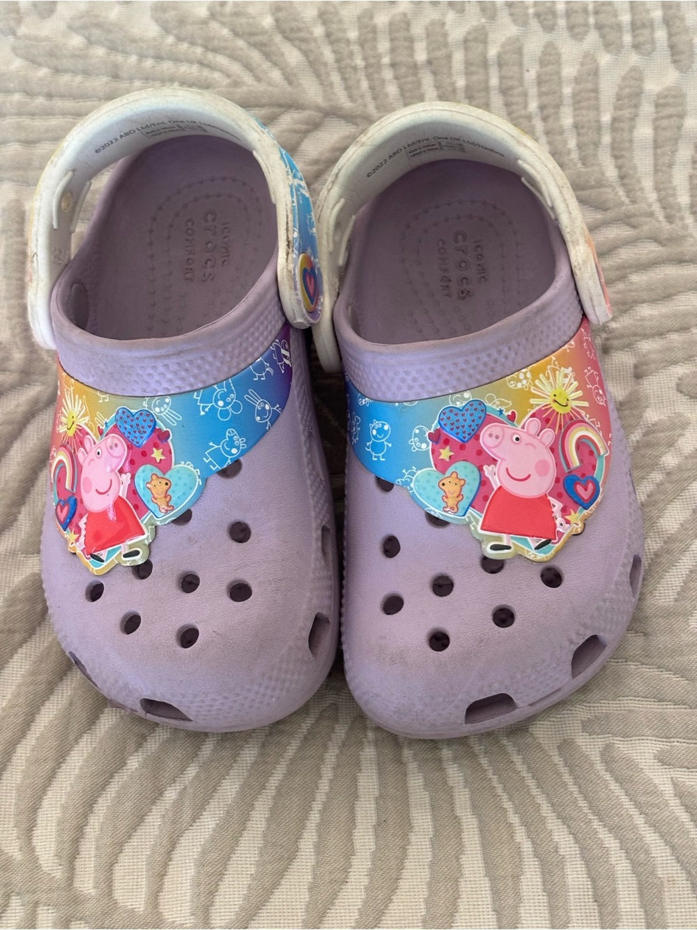 CROCS Kids Lavender Peppa Pig Clogs with Rainbow Strap Accents Size 9
